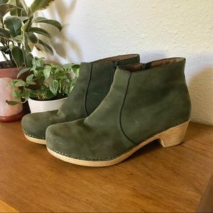 Dansko Maria Boot in Olive